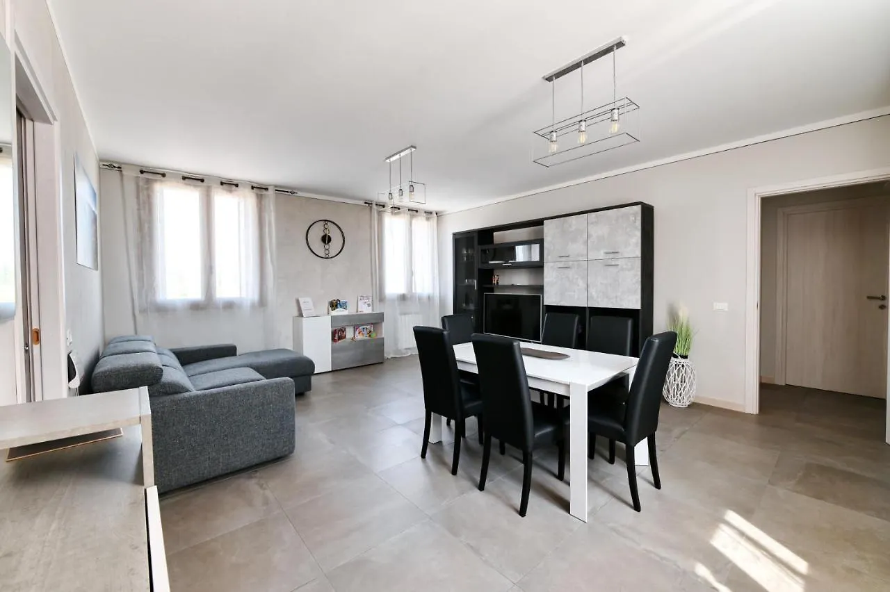 The Bridge - Peschiera Holiday Peschiera del Garda Apartment